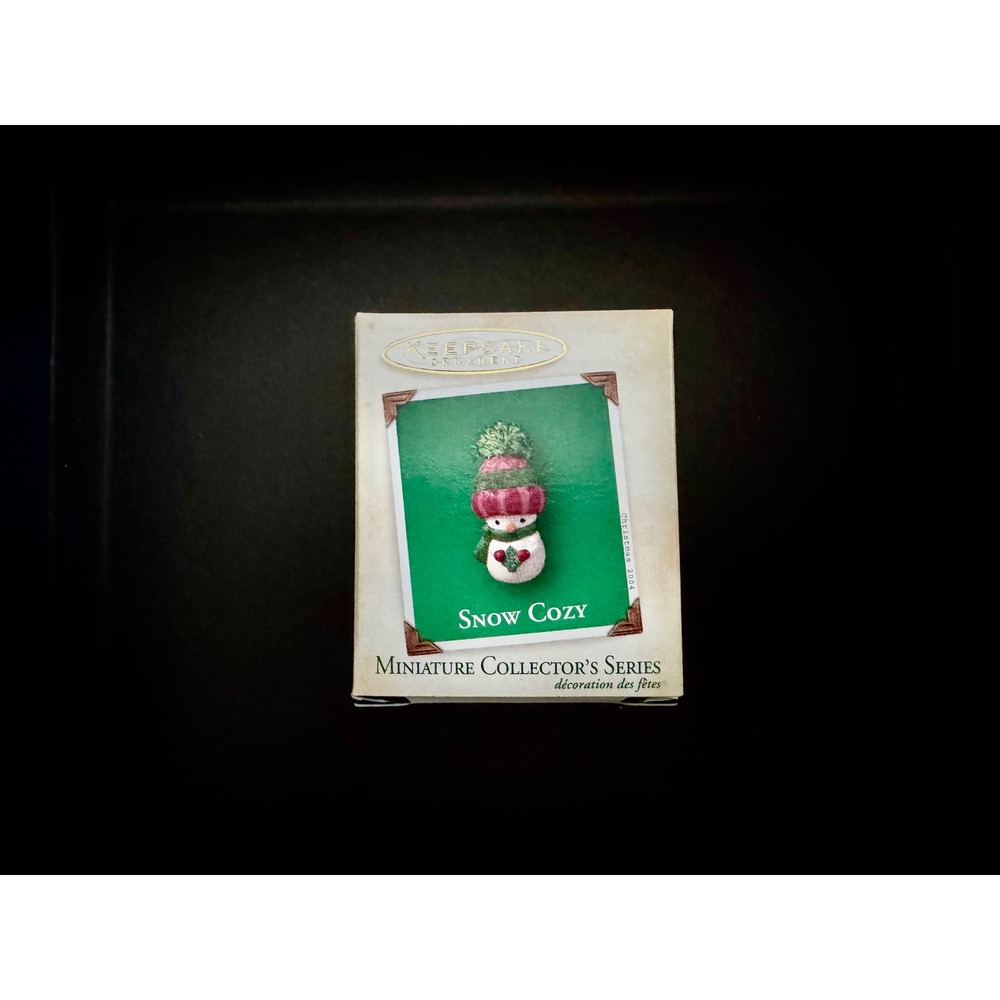 Hallmark Keepsake Snow Cozy2004 Miniature Ornament Snowman 3rd in Series QXM5104